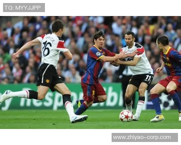 单带突破与技术盘带并重的足球球星盘点及其精彩瞬间 单带突破与技术盘带并重的足球球星盘点及其精彩瞬间