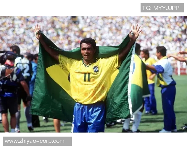 历史五大足球巨星盘点及其巅峰成就深度解析