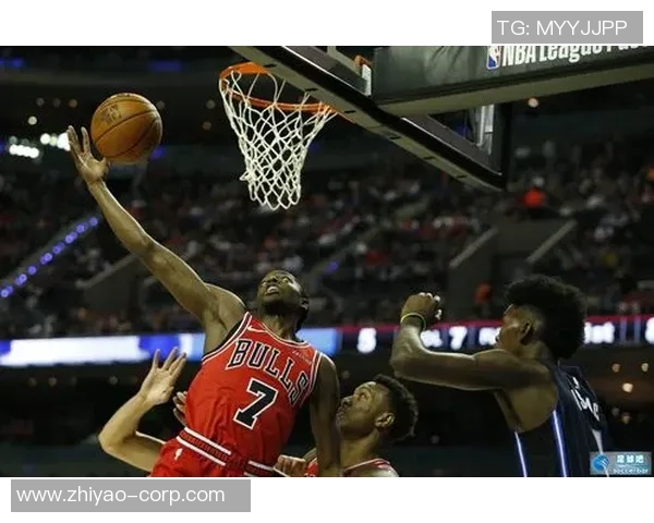 当足球巨星遇上篮球传奇跨界对标看谁才是真正的绿茵与篮坛之王 当足球巨星遇上篮球传奇跨界对标看谁才是真正的绿茵与篮坛之王