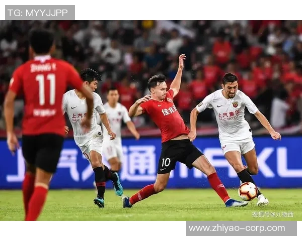 突破禁忌勇气彰显 出柜足球球星的自我认同与社会影响