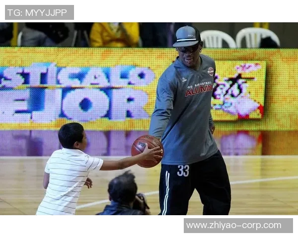 罗德曼在篮球中的独特角色与足球中鲁尼的相似性探讨 罗德曼在篮球中的独特角色与足球中鲁尼的相似性探讨