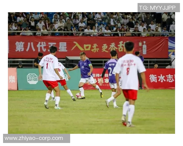 足球明星热身技巧解析全面提升赛前状态与运动表现